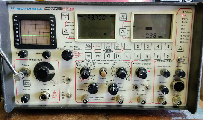 Motorola R-2410A front view